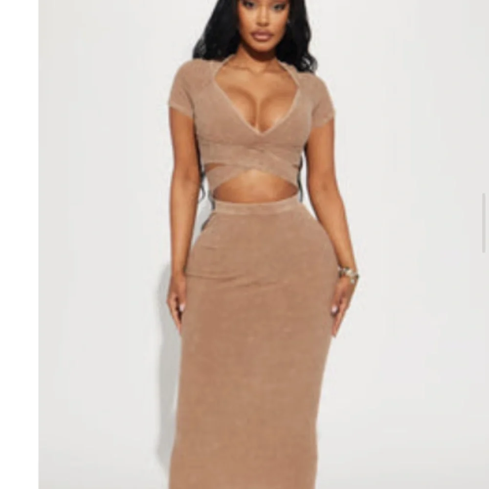 Brown Ribbed Two-Piece Set - Picture 3 of 3